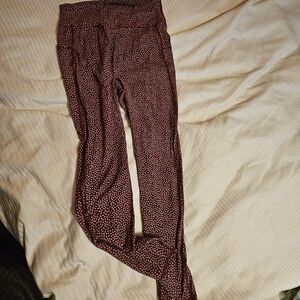 BuffBunny Maroon Rosa Or Elysium Leggings